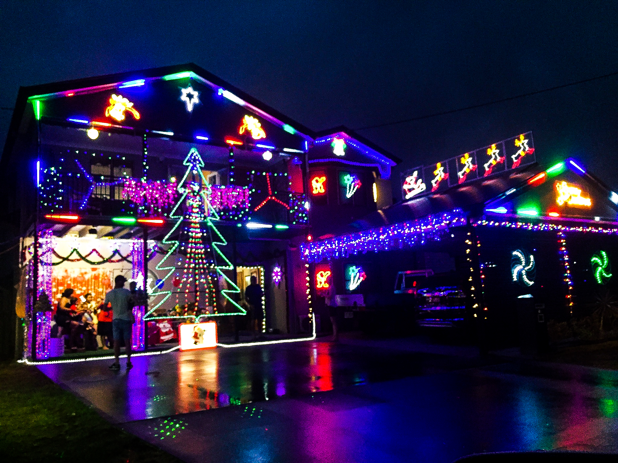 Christmas Decorated Homes Brisbane  Woody World Packer